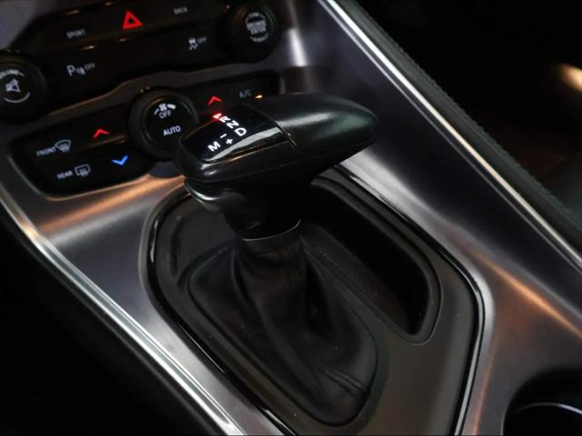 2016 Dodge Challenger SXT Plus