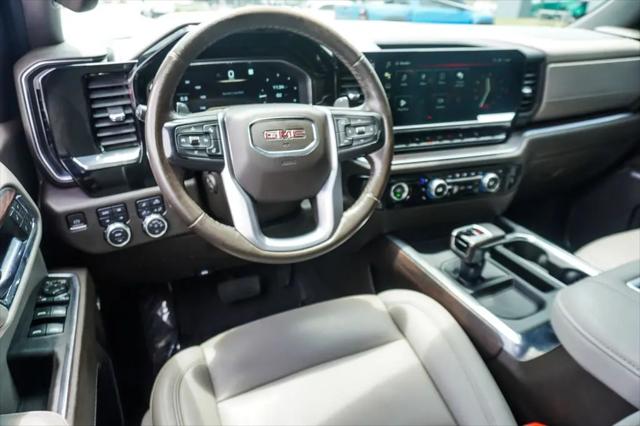 2022 GMC Sierra 1500 4WD Crew Cab Short Box SLT