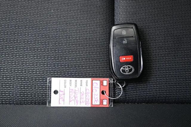 2023 Toyota Prius LE