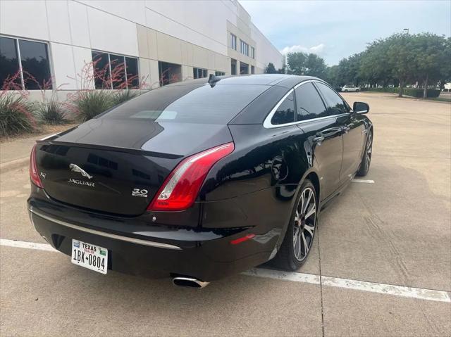 2015 Jaguar XJ Standard