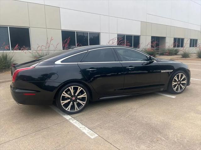 2015 Jaguar XJ Standard