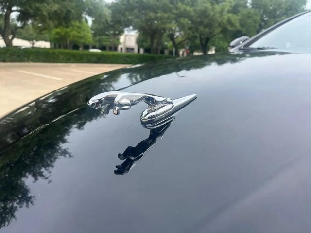 2015 Jaguar XJ Standard