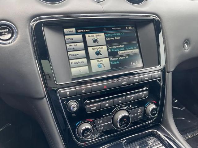 2015 Jaguar XJ Standard