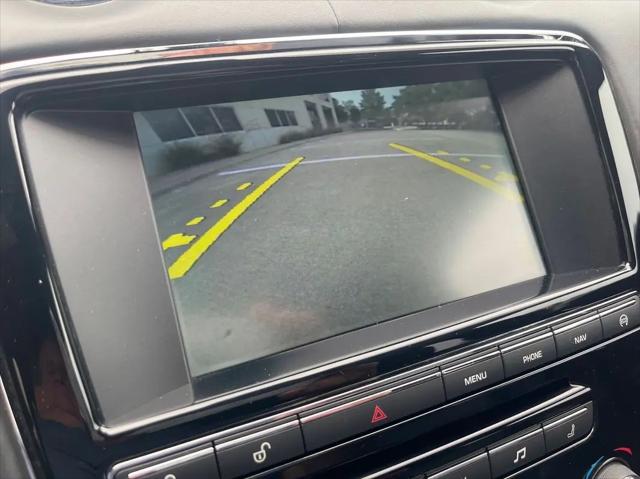 2015 Jaguar XJ Standard