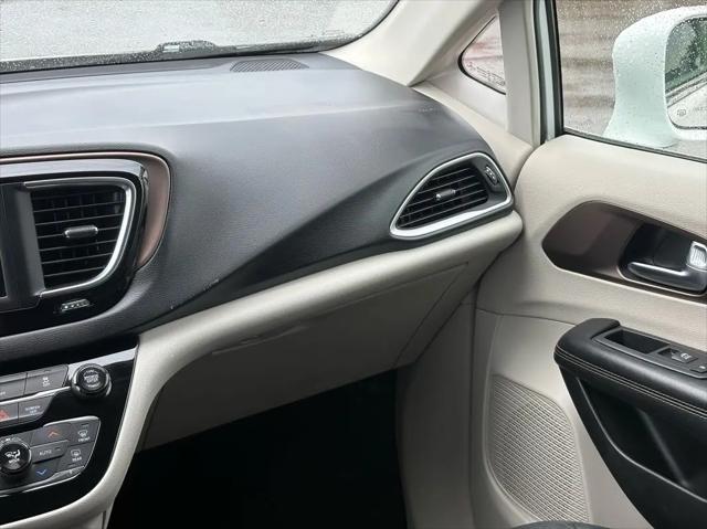 2019 Chrysler Pacifica Touring L