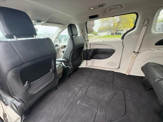 2019 Chrysler Pacifica Touring L