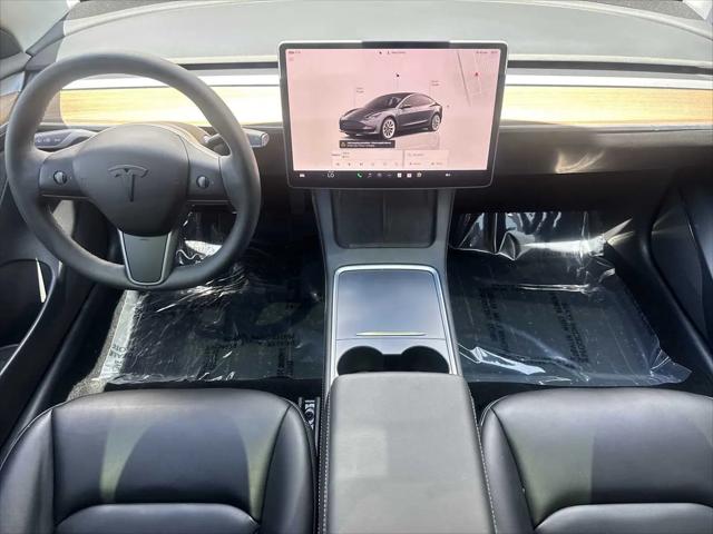 2022 Tesla Model 3 Rear-Wheel Drive