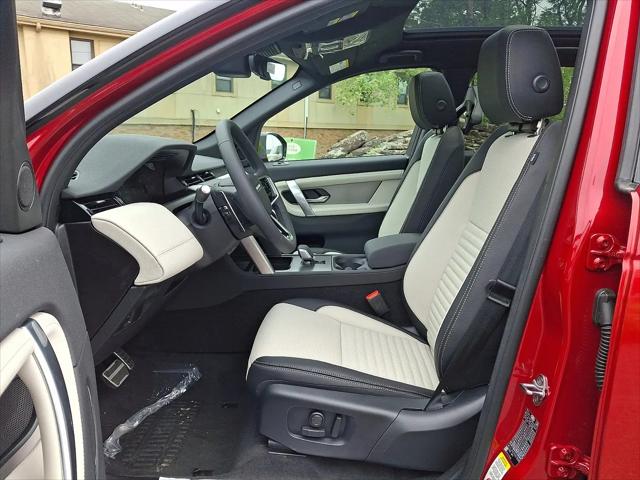 2026 Land Rover Discovery Sport Landmark