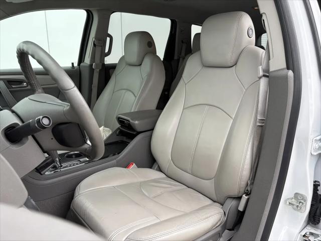 2016 Chevrolet Traverse 2LT
