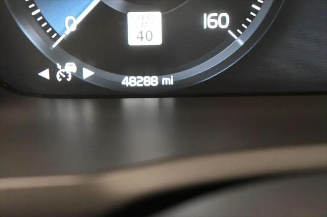 2021 Volvo XC90 T6 Inscription 7 Passenger