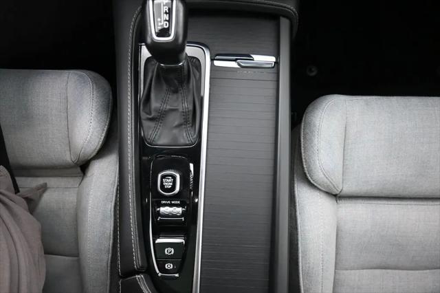 2021 Volvo XC90 T6 Inscription 7 Passenger