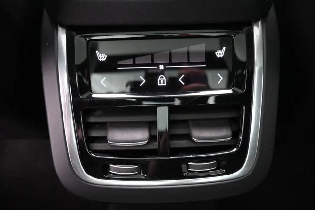 2021 Volvo XC90 T6 Inscription 7 Passenger