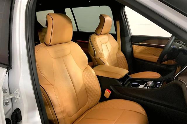 2025 Jeep Grand Cherokee L Summit 4x4