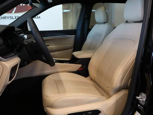 2025 Jeep Grand Cherokee L Limited 4x4