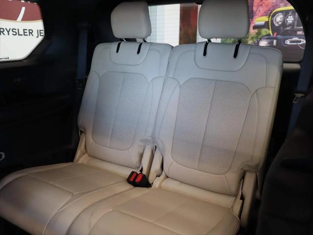 2025 Jeep Grand Cherokee L Limited 4x4
