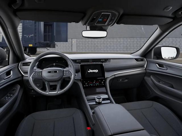 2026 Jeep Grand Cherokee L Altitude 4x4