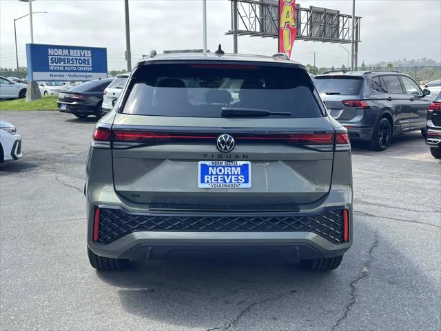 2026 Volkswagen Tiguan SE R-Line Black