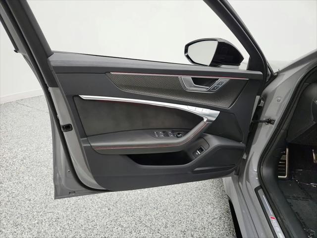 2025 Audi RS 6 Avant Performance quattro tiptronic