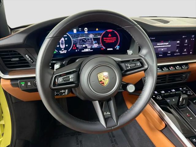 2025 Porsche 911 Carrera Cabriolet