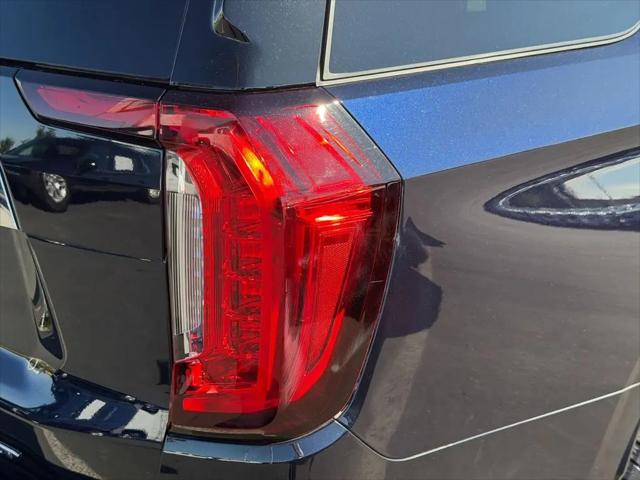 2024 GMC Yukon 4WD SLT