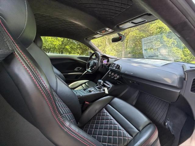 2017 Audi R8 5.2 V10 plus