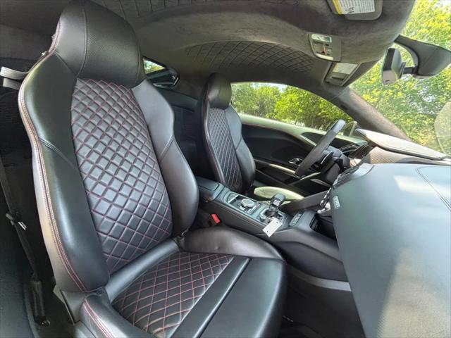 2017 Audi R8 5.2 V10 plus