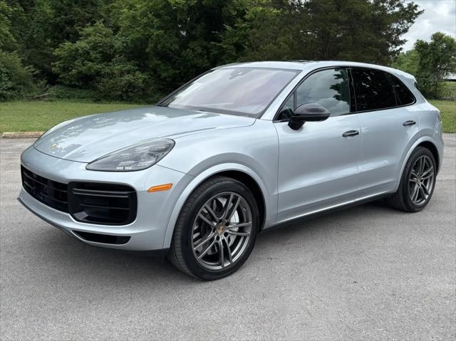 2023 Porsche Cayenne Turbo