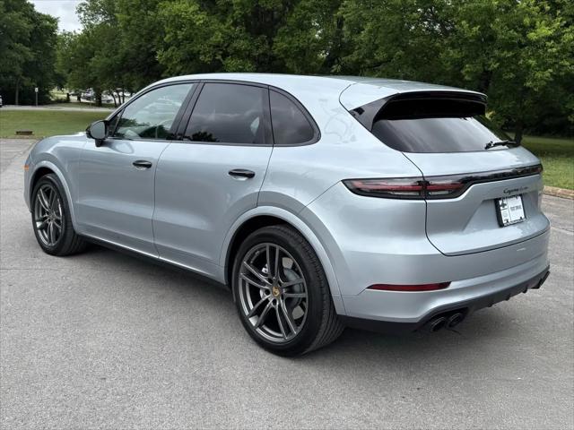 2023 Porsche Cayenne Turbo