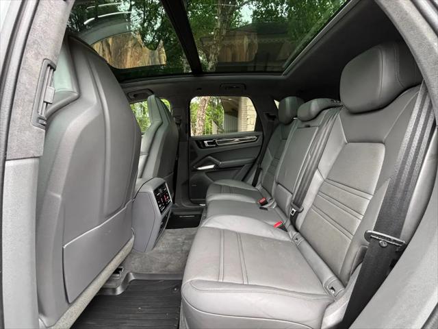 2023 Porsche Cayenne Turbo