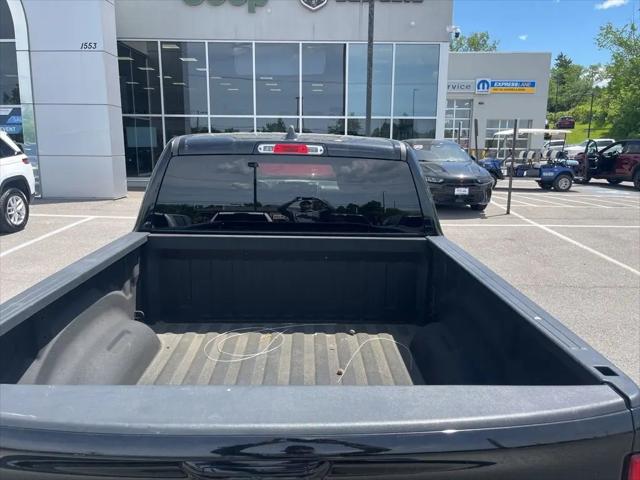 2021 Ram 1500 Big Horn Crew Cab 4x4 5'7" Box