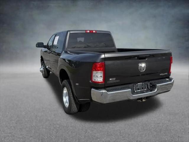 2022 Ram 3500 Big Horn Mega Cab 4x4 64 Box