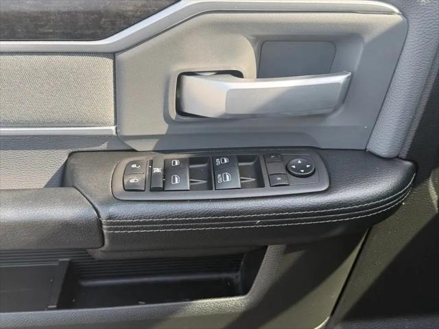 2022 Ram 3500 Big Horn Mega Cab 4x4 64 Box