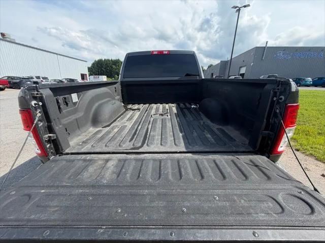 2022 Ram 3500 Big Horn Mega Cab 4x4 64 Box