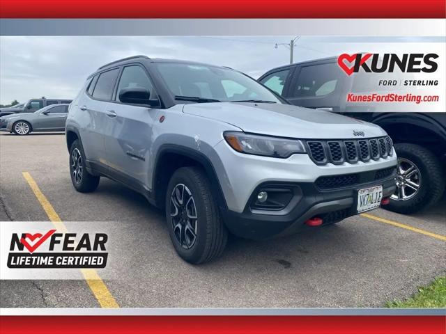 2025 Jeep Compass Trailhawk 4x4 for sale in Sterling, IL