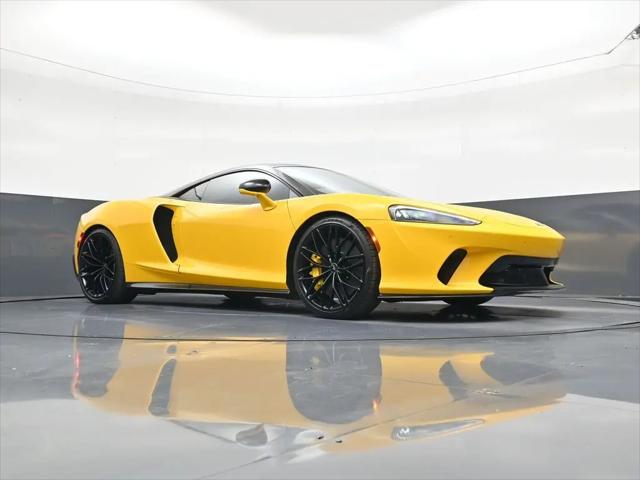 2023 McLaren GT Standard