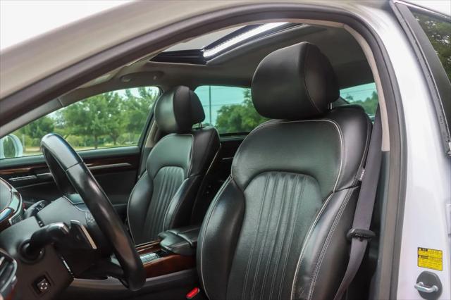 2018 Genesis G90 3.3T Premium