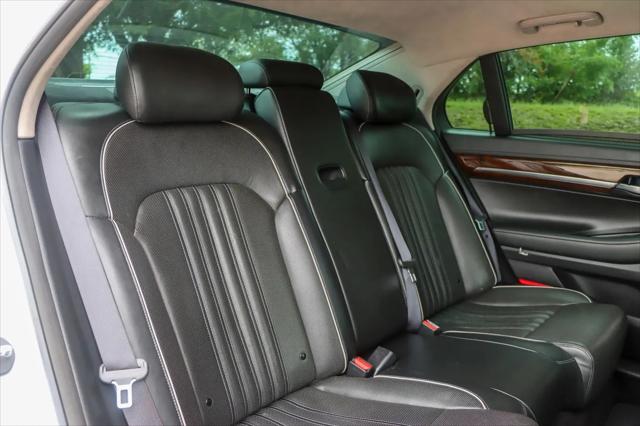 2018 Genesis G90 3.3T Premium