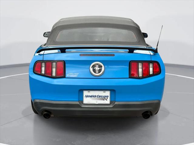 2012 Ford Mustang V6