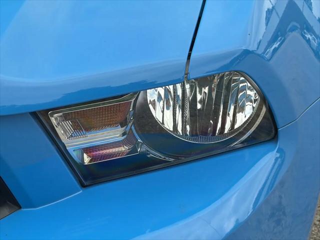 2012 Ford Mustang V6