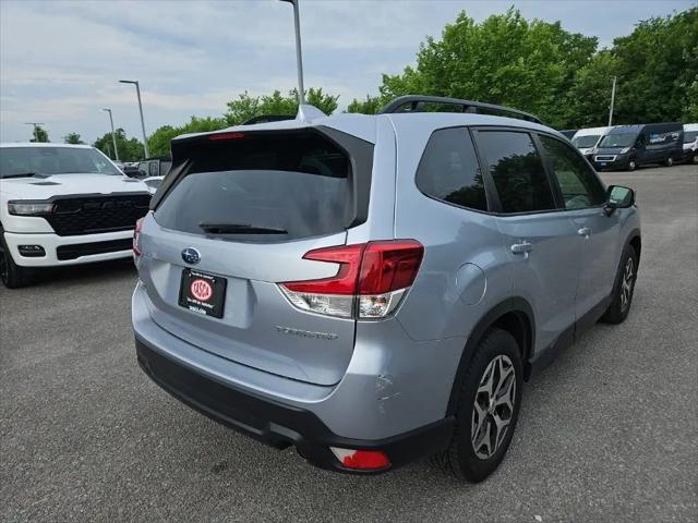 2023 Subaru Forester Premium
