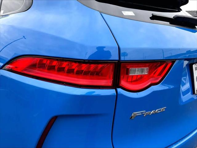 2020 Jaguar F-PACE SVR P550 AWD Automatic