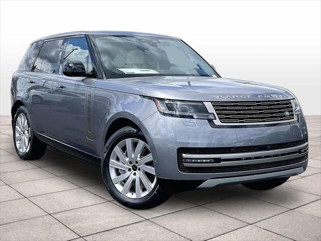 2026 Land Rover Range Rover P550e SE
