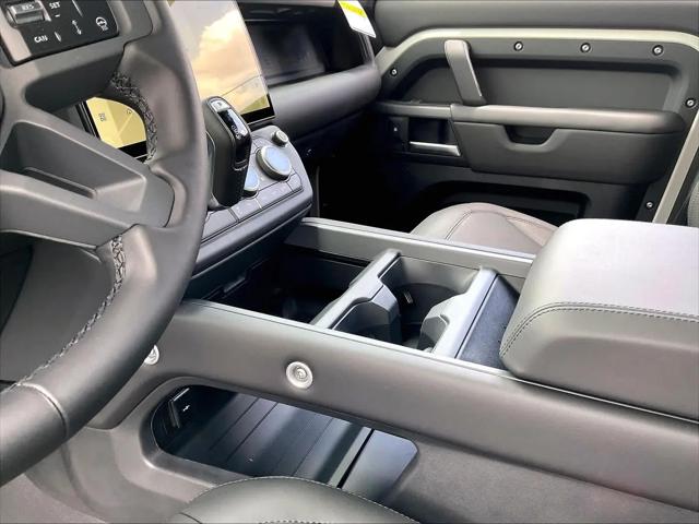 2026 Land Rover Defender P400 X-Dynamic SE