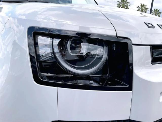 2026 Land Rover Defender P400 X-Dynamic SE