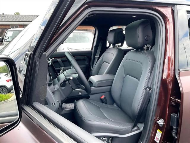 2026 Land Rover Defender P400 X-Dynamic SE