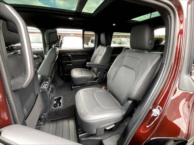 2026 Land Rover Defender P400 X-Dynamic SE