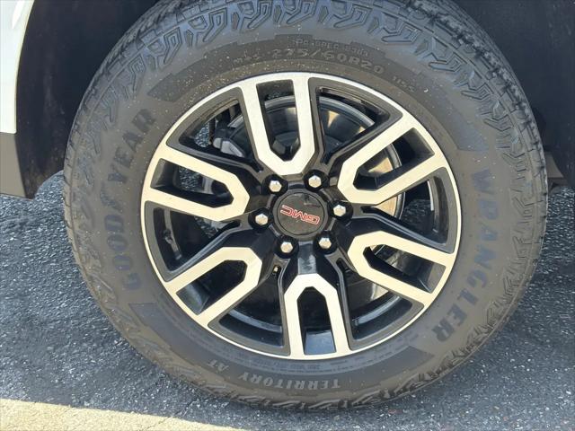 2024 GMC Yukon XL 4WD AT4