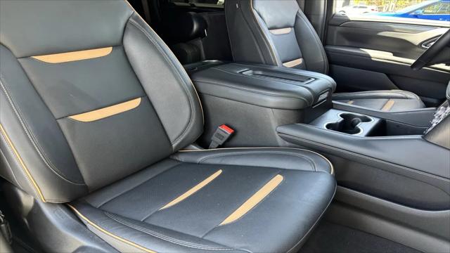 2024 GMC Yukon XL 4WD AT4
