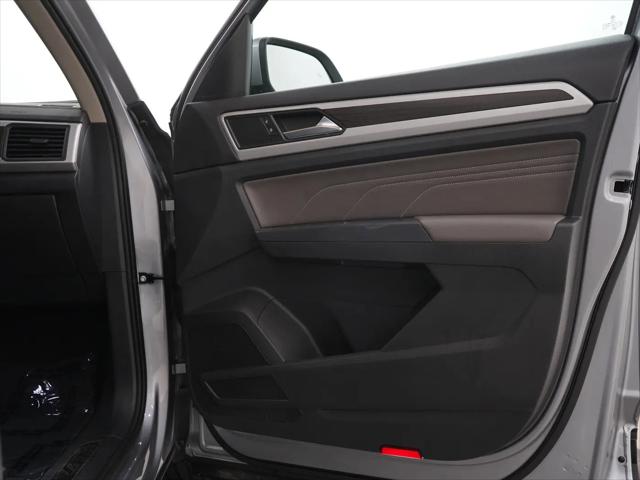 2021 Volkswagen Atlas 3.6L V6 SE w/Technology