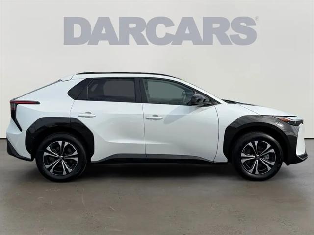 2025 Toyota bZ4X XLE